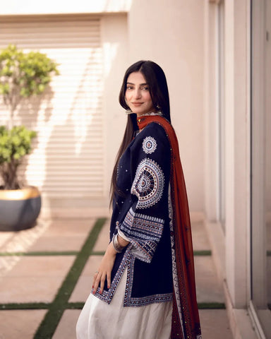 Rangrez – Heavy Embroidered 3-Piece Suit (UNStitched) FT-09 Rangrez – Heavy Embroidered 3-Piece Suit (UNStitched) FT-09